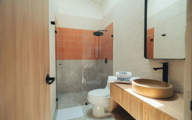 Hotel Botique Roomzz Laureles