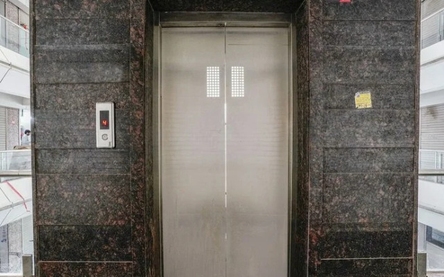 Fabhotel Royal Orbits