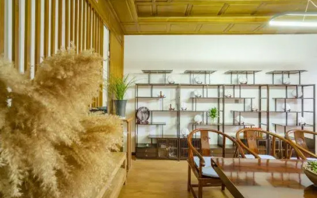 Shaxi Half Homestay