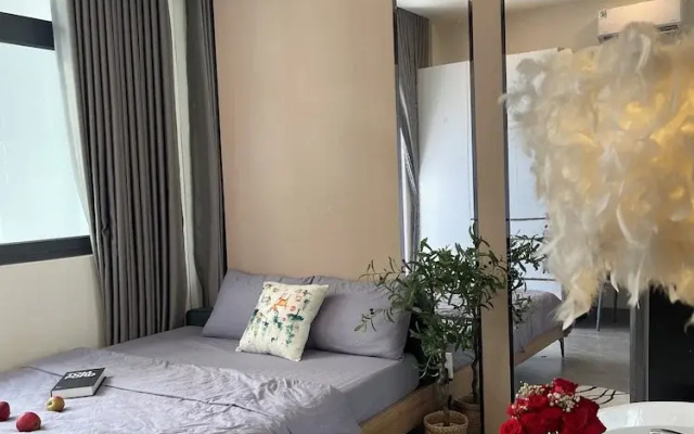 Unite StayCation Le Van Sy