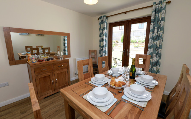 Coppins Park - Dog Friendly Peaceful Location
