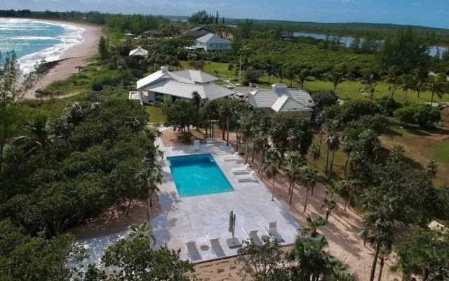 Plage Rose Estate 4 Bedroom Home