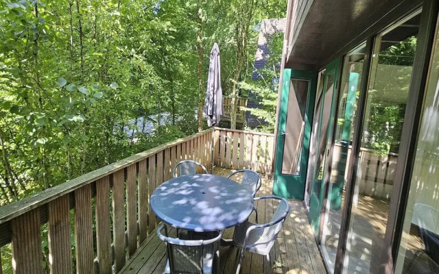 Charming Chalet in Durby With Patio