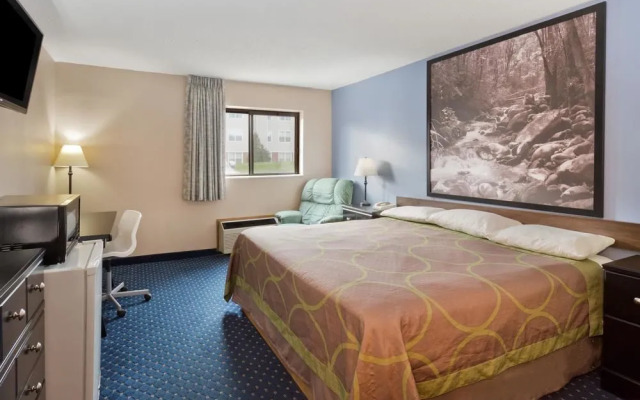 Super 8 Motel - Rockford