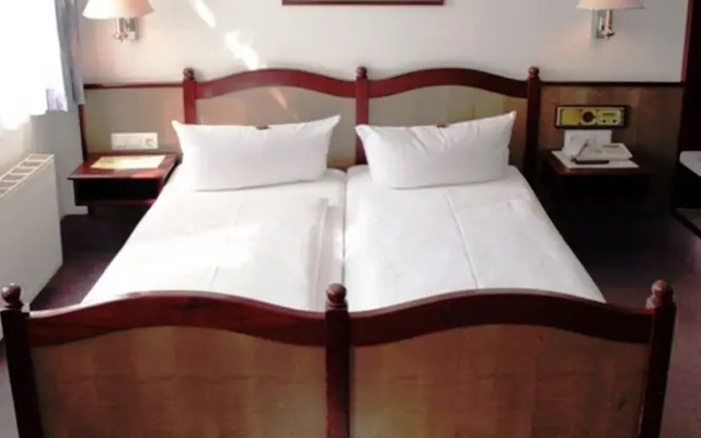 Hotel Villa Kipping – Central Station Dresden
