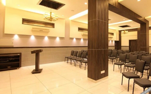 Hotel Executive Inn