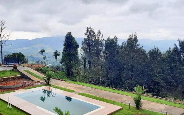 SaffronStays Cholamala