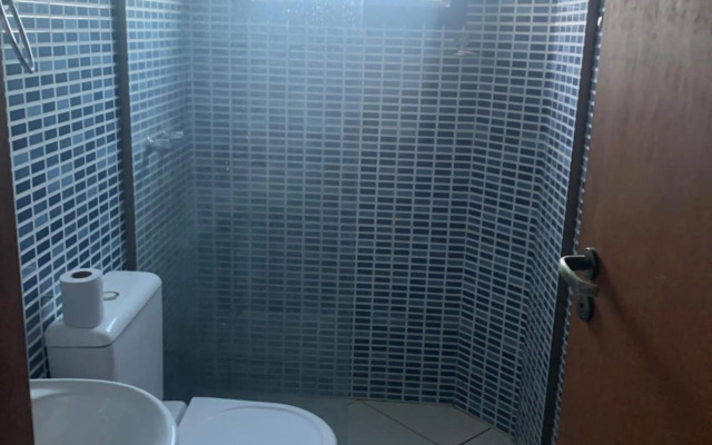 toninhas 300 mts mar