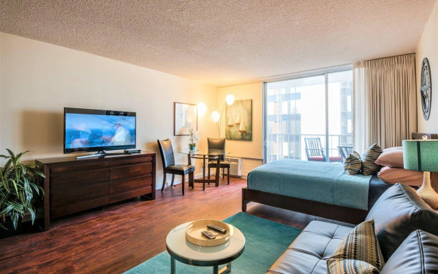 Waikiki Place - the Place to be in Waikiki