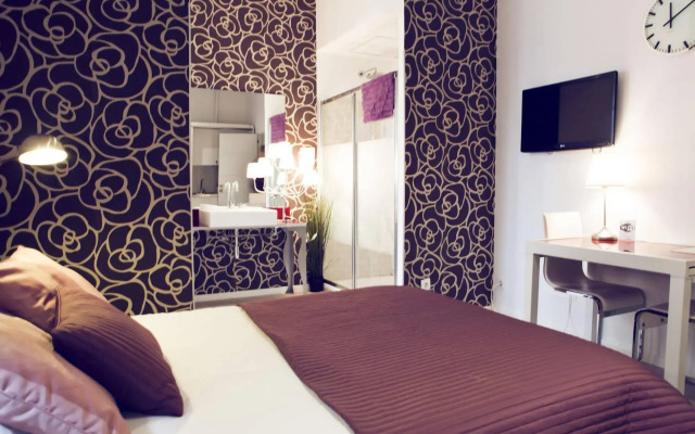 Six Rooms Plaza Mayor