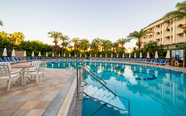 Calimera Hane Garden