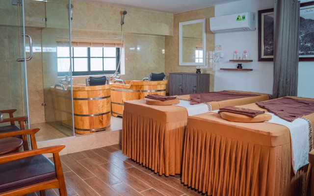 Camellia Luxury Hotel Tam Đao