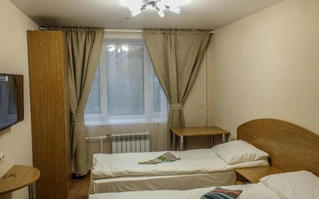 Hotel Mayak
