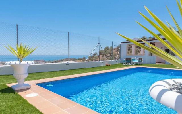 Villa Diego Torrox by Ruralidays