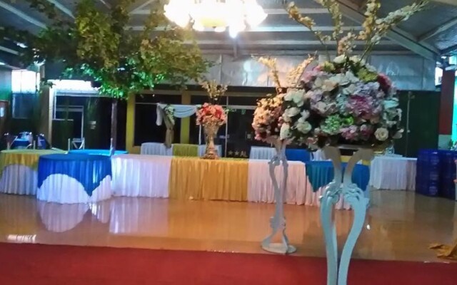 Cantik Hotel