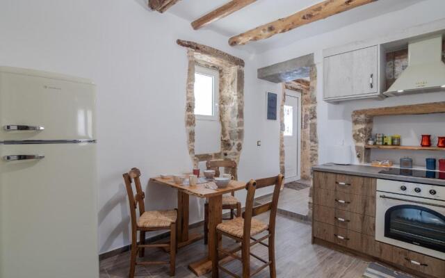 Sellia's Stone House