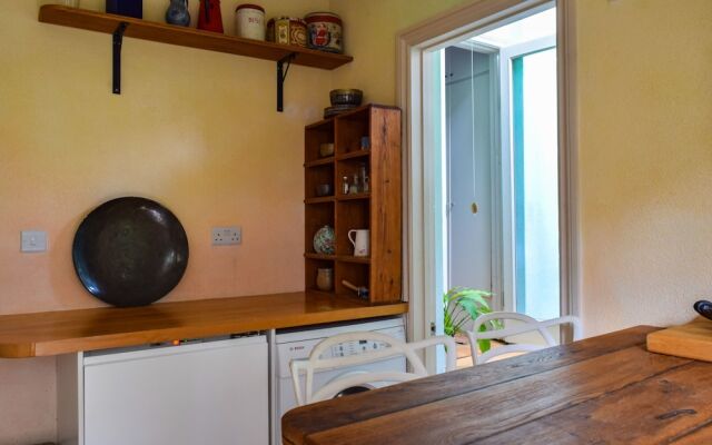 Tranquil 1 Bedroom Oasis in London With Garden