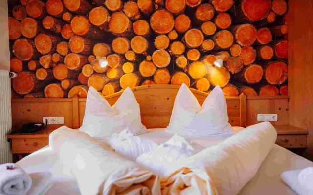 Hotel in the HEART