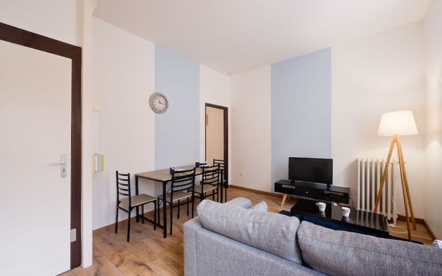 L'Agescy 1 - Charmant T2 - Jardin - Terrasse - centre-ville La Brèche - Wifi