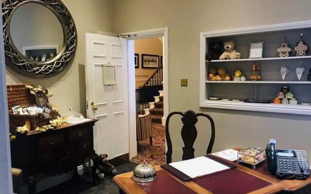 Clarence Court Hotel