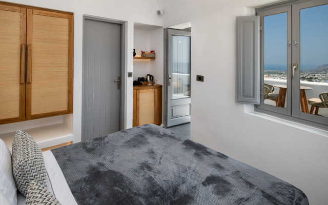 Eteoro Suites