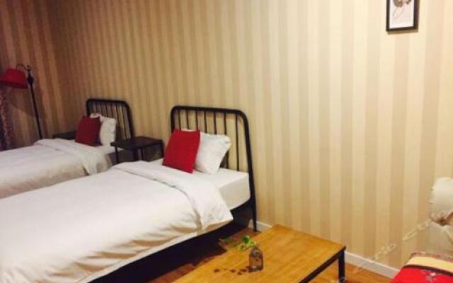 Ms. Pingyao Fan's Hotel (See Pingyao Store again)