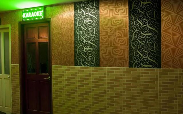 Spring Hung Anh Hotel