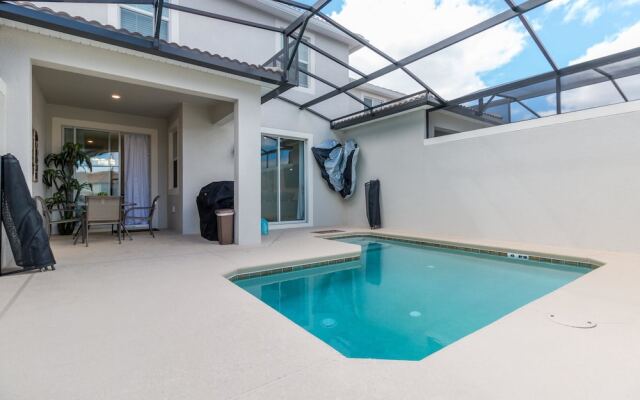 VIlla Kerpen - Storey Lake