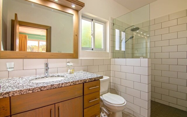 Magnificent Mid-century Mini Mansion
