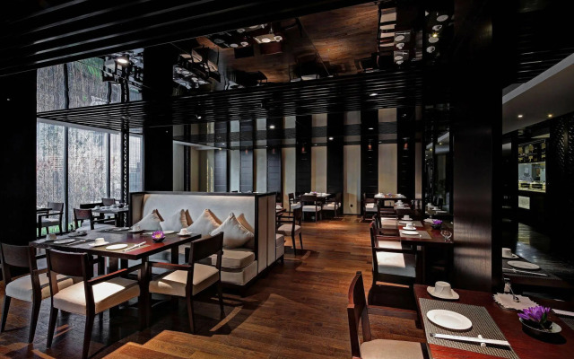 Gloria Plaza Hotel Dong Sheng