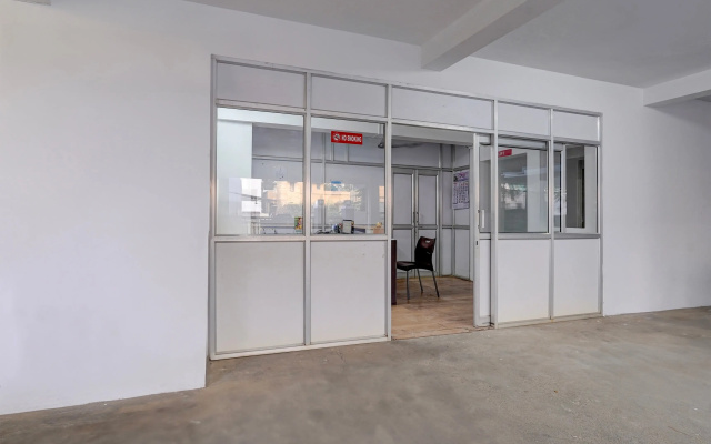Super Hotel O Valasaravakkam Near Chandra Metro Mall