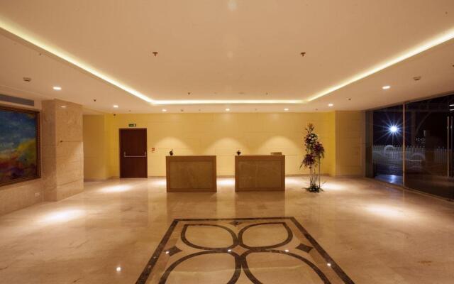 United 21, The Grand