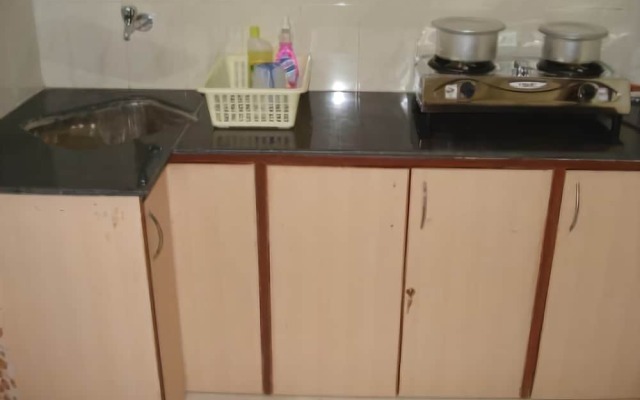 Sandy's Service Apartment