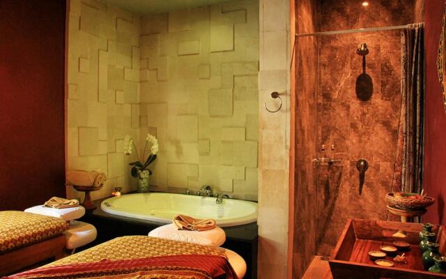 The Wolas Villa & Spa