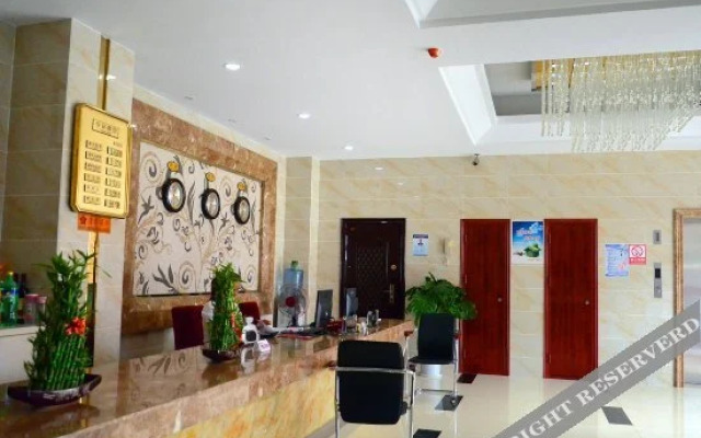 Mulan Huachen Holiday Hotel
