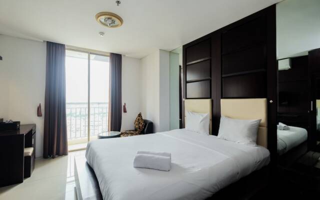 Comfort Living Studio Apartment At Mangga Dua Residence