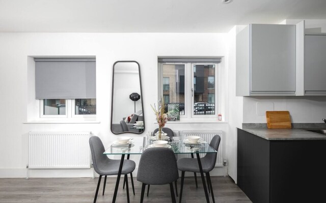 Skyvillion -vineyard Court- Enfield 1-bed Wgarden