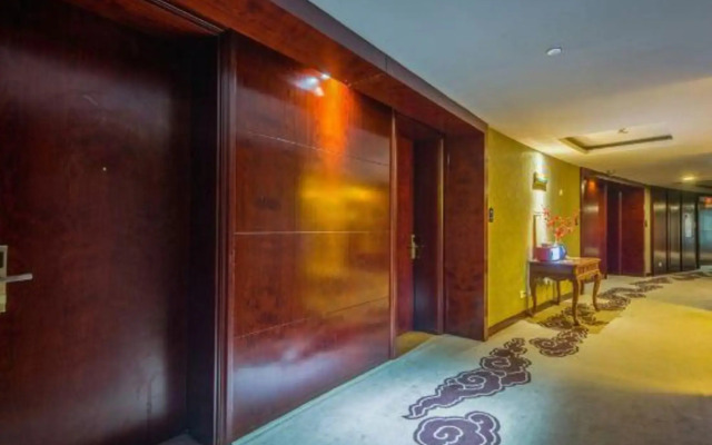 Long You West Lake Hillview International Hotel