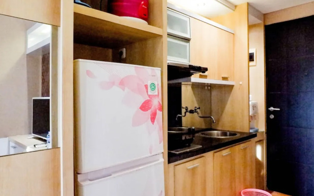 Calm And Relaxing Studio At Puri Mas Apartment