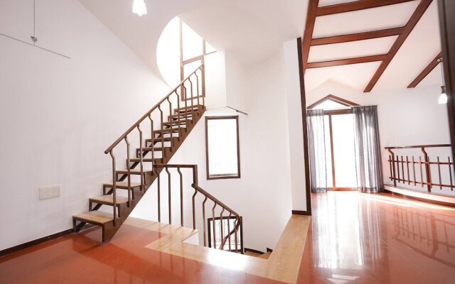 Stylish 5 Bedroom Villa With Private Pool