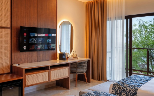 Khamara Beach Resort – Guest Rooms – Nusa Penida