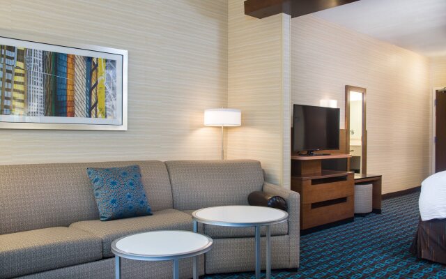 Fairfield Inn & Suites by Marriott Dayton