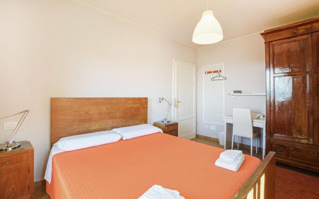 Awesome Home in Fabbiano With 5 Bedrooms and Wifi