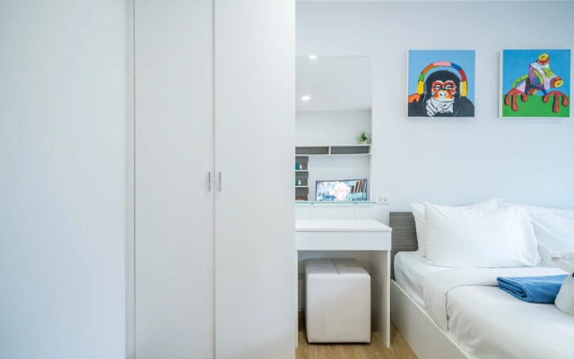 Ozone Condo by Lofty