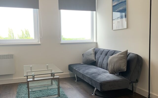 Top Floor - Serviced Apartments