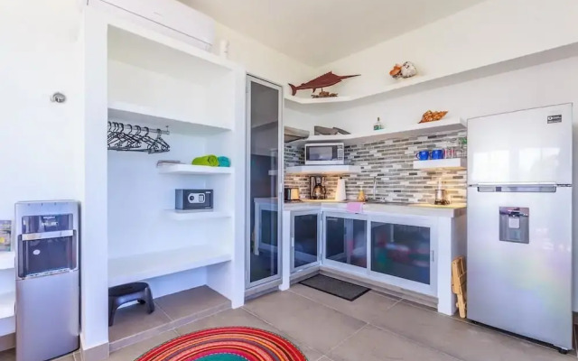 Casitas de Paloma 3rd Floor Studio by Skyrun