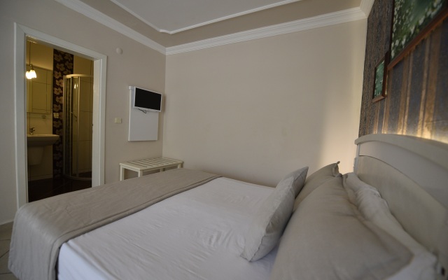 Nicholas Park Hotel