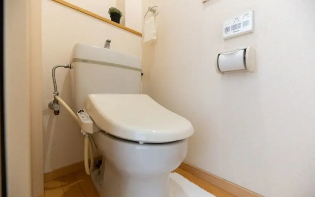 Station & White Osaka station 4BR luxury house