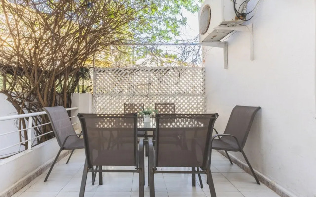 Charmant Appartement au Cœur d'Hydra