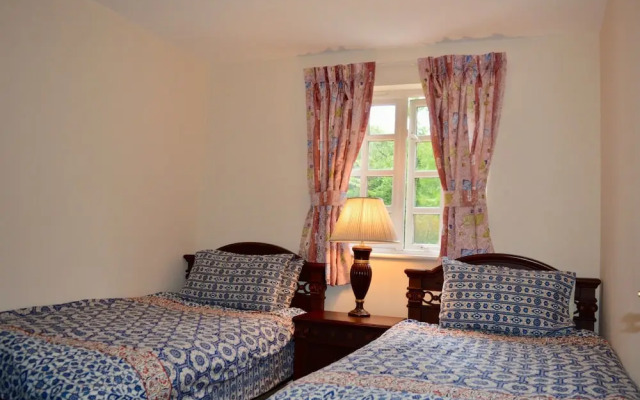 2 Bedroom Apartment Near City Centre